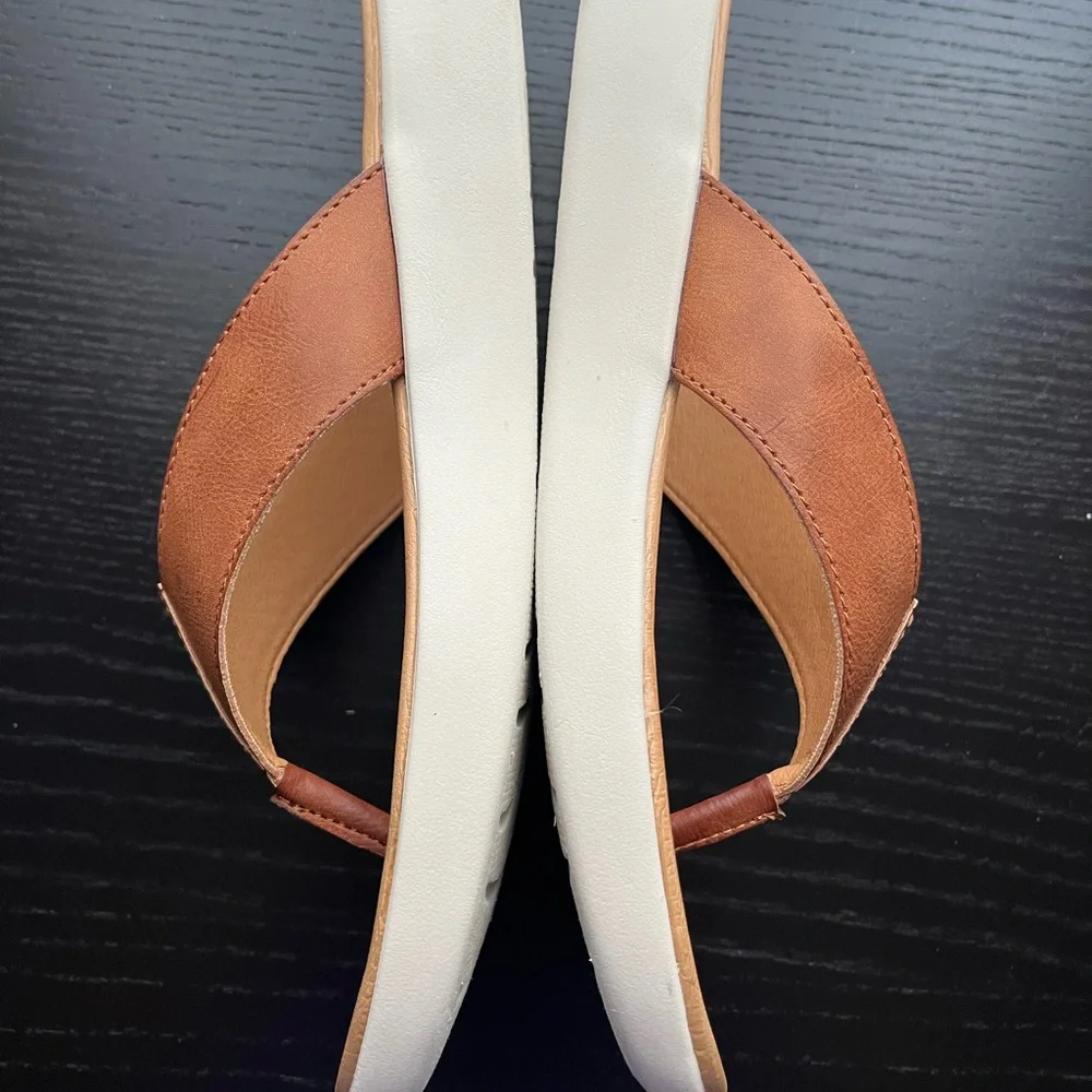 b.o.c. Women’s sandals size 11 - Picture 4 of 6